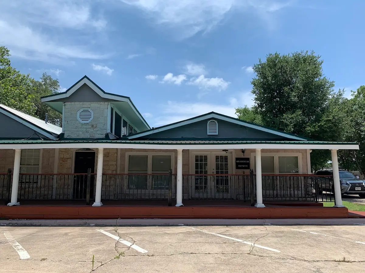Austin Acupuncture Clinic — Acupuncture in Fort View Rd, Austin