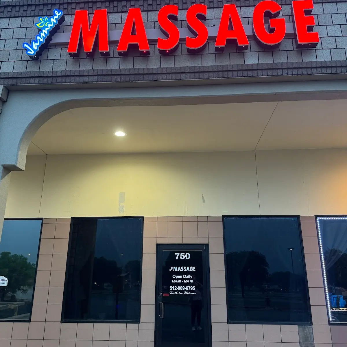 jasmine massage — Massage Therapy in Wells Branch Pkwy Ste 750, Austin