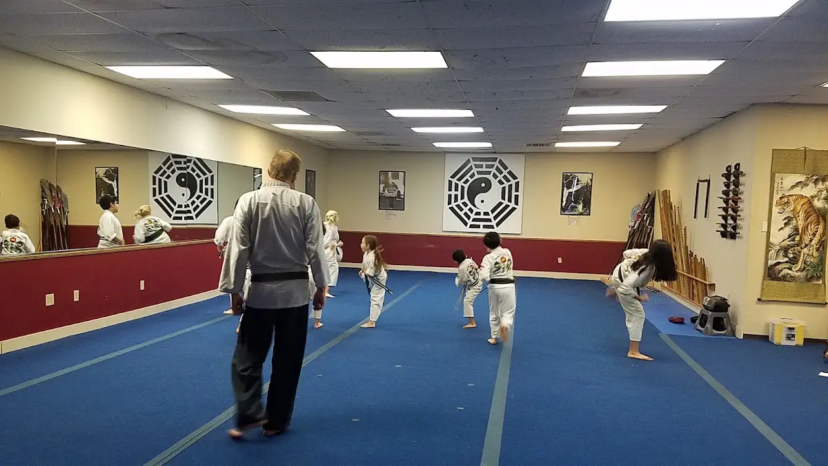 South Austin Kung Fu & Tai Chi 少林 — Yoga, Tai Chi & Pilates in Burleson Rd #211, Austin