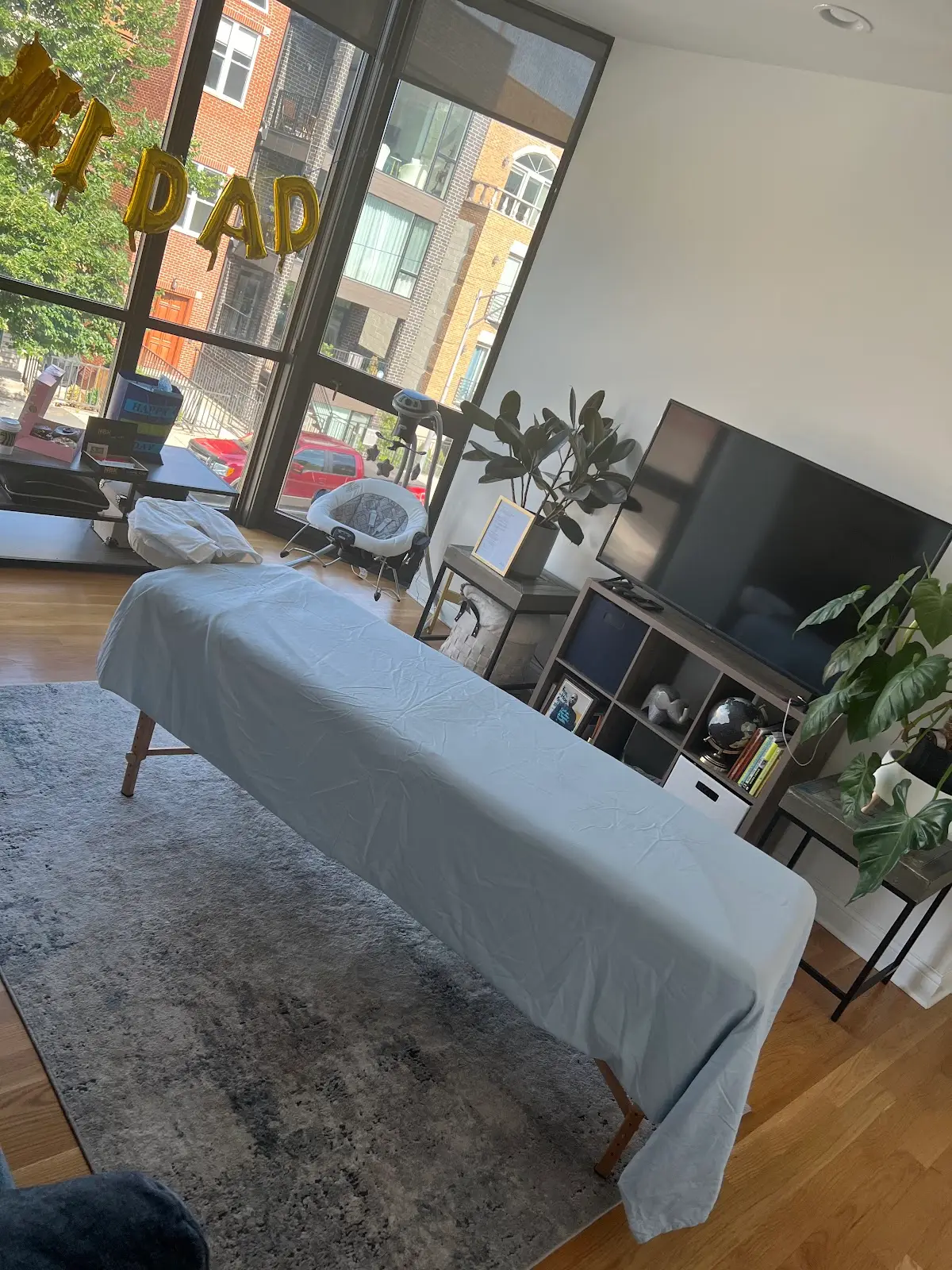 Ashley Massage (Mobile Massage) — Massage Therapy in N La Salle Dr, Chicago