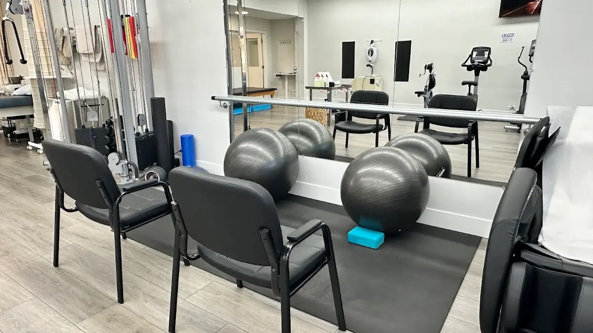 Beverly Bone and Joint Clinic — Physical & Rehabilitation Therapy in S Western Ave, Chicago