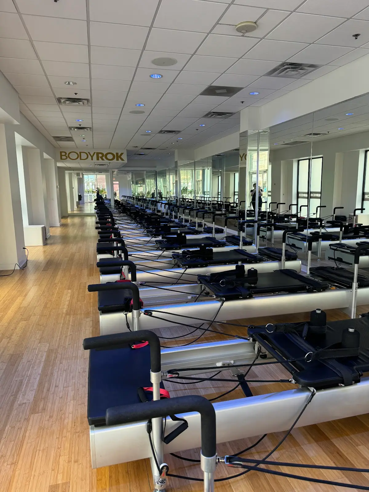 BODYROK River North Studio — Yoga, Tai Chi & Pilates in N Clark St, Chicago