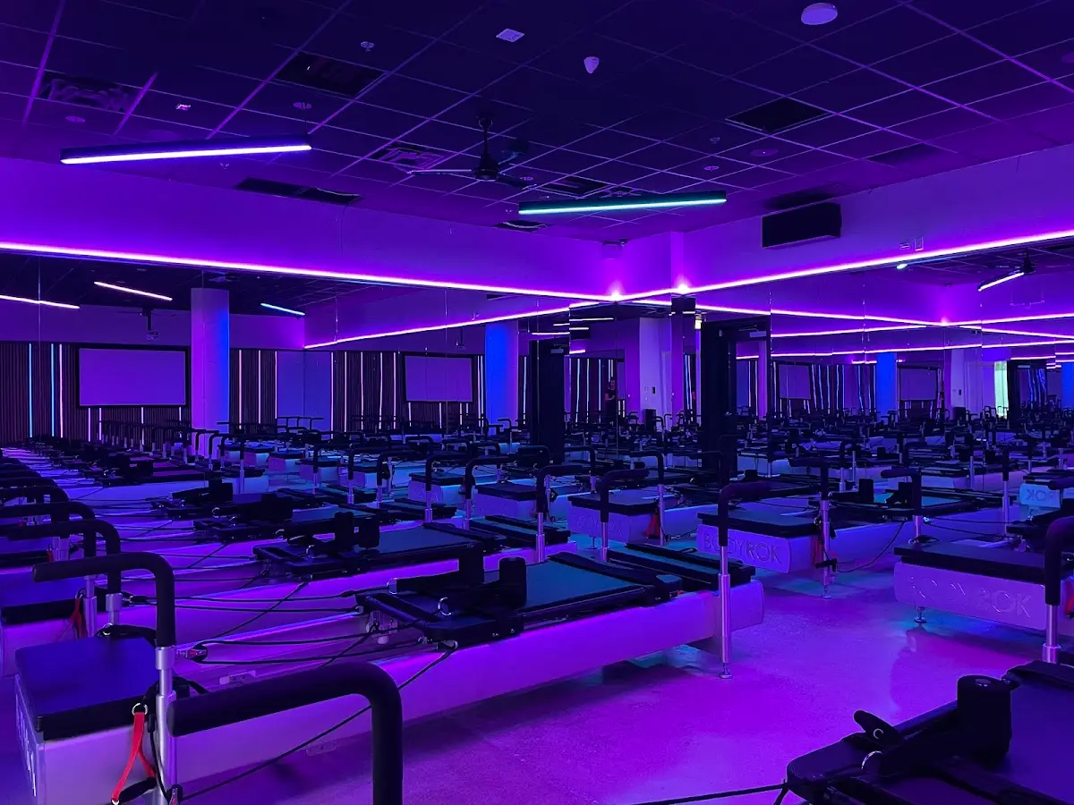 BODYROK West Loop — Yoga, Tai Chi & Pilates in N Halsted St, Chicago