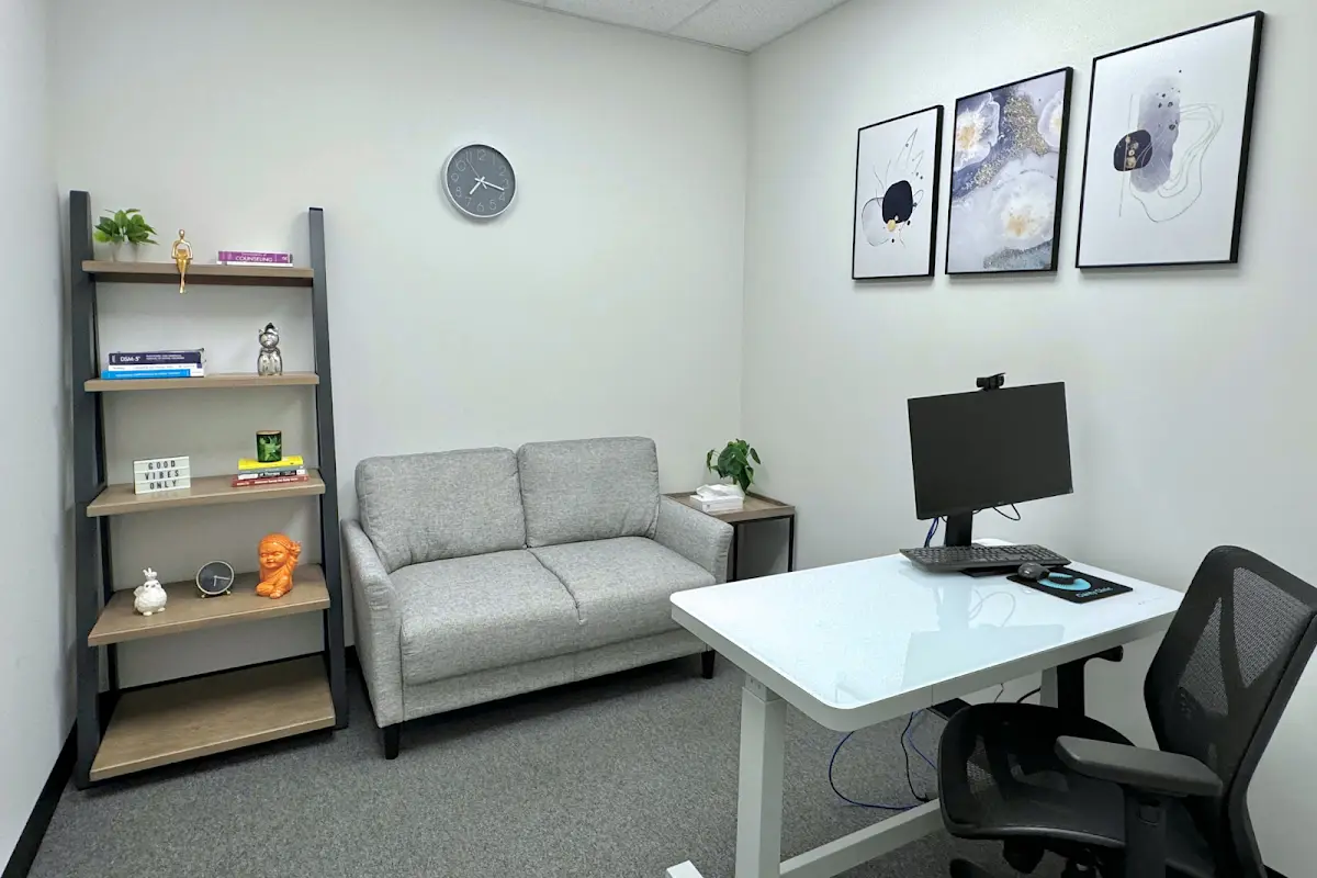 Clarity Clinic — Psychotherapy in W Belmont Ave, Chicago