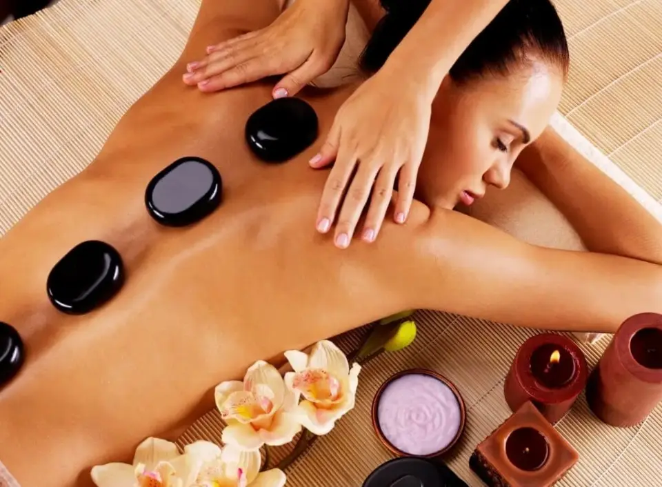 Comfy Massage — Massage Therapy in N Ashland Ave, Chicago