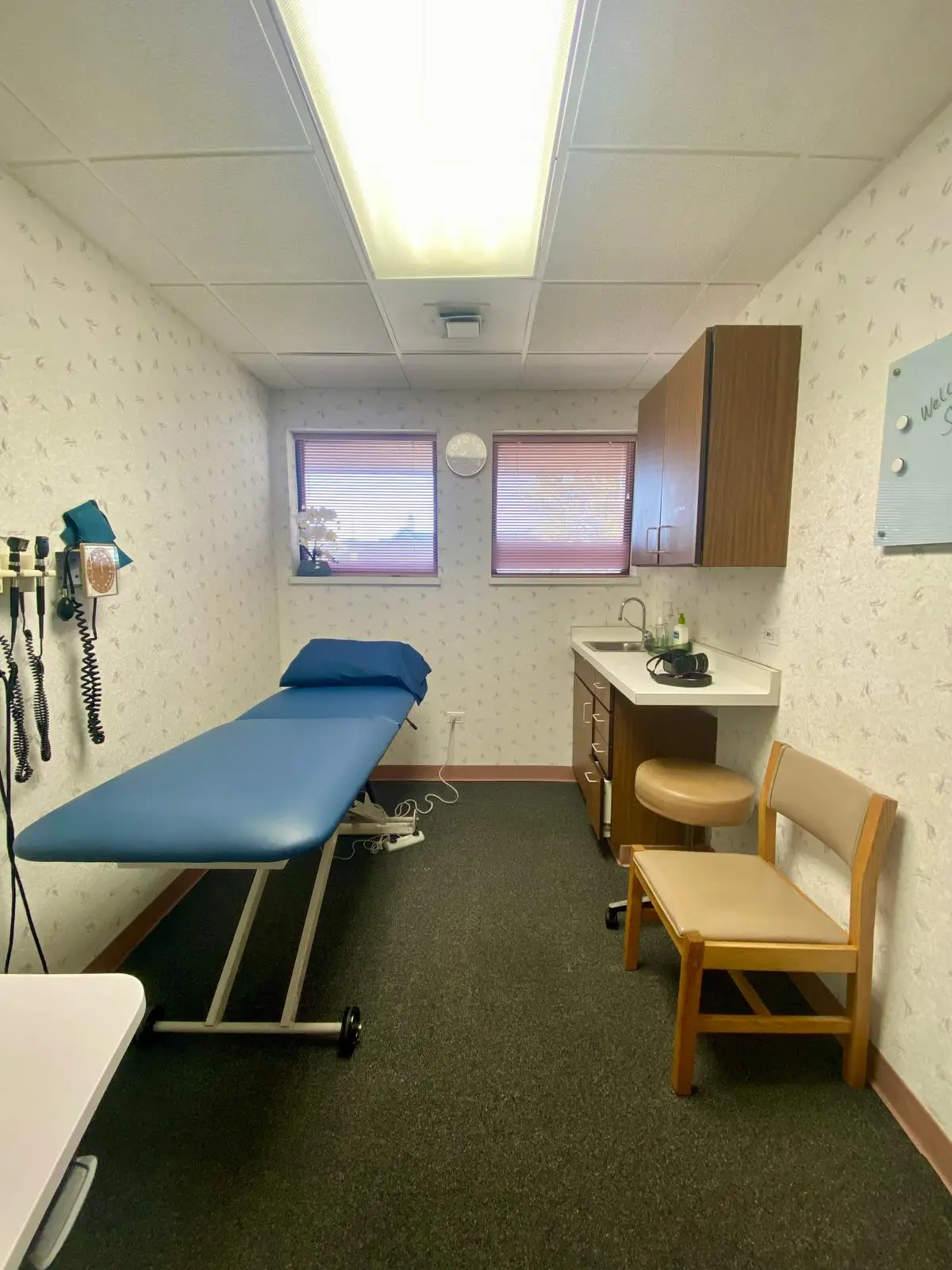 Elite Physical Therapy Clinic — Physical & Rehabilitation Therapy in Willowbrook, Chicago