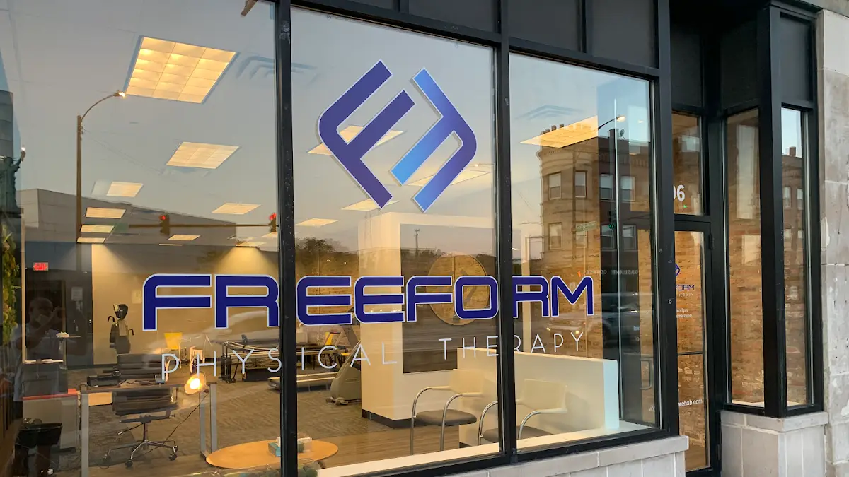 FreeForm Physical Therapy — Physical & Rehabilitation Therapy in W Fullerton Ave, Chicago