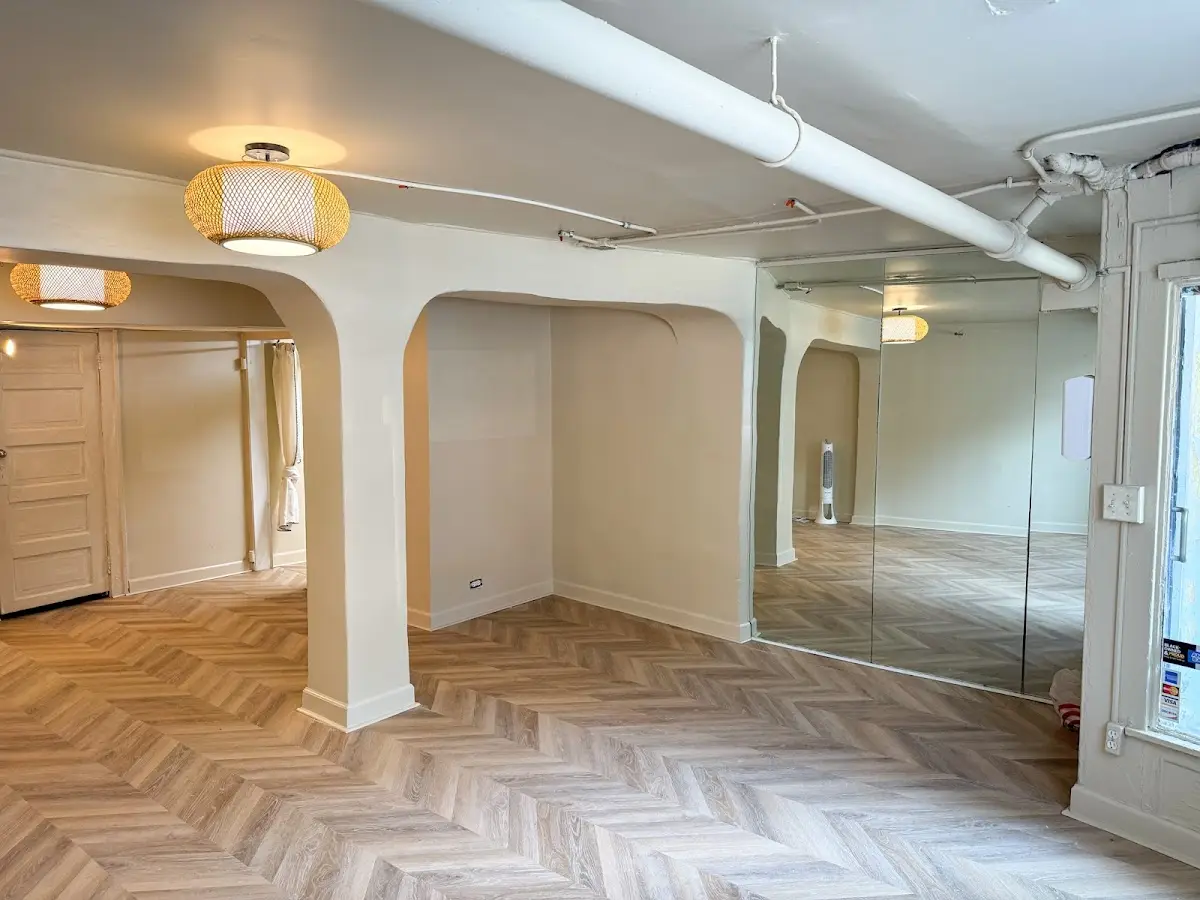 Hyde & Heal Wellness Studio — Yoga, Tai Chi & Pilates in E 55th St, Chicago