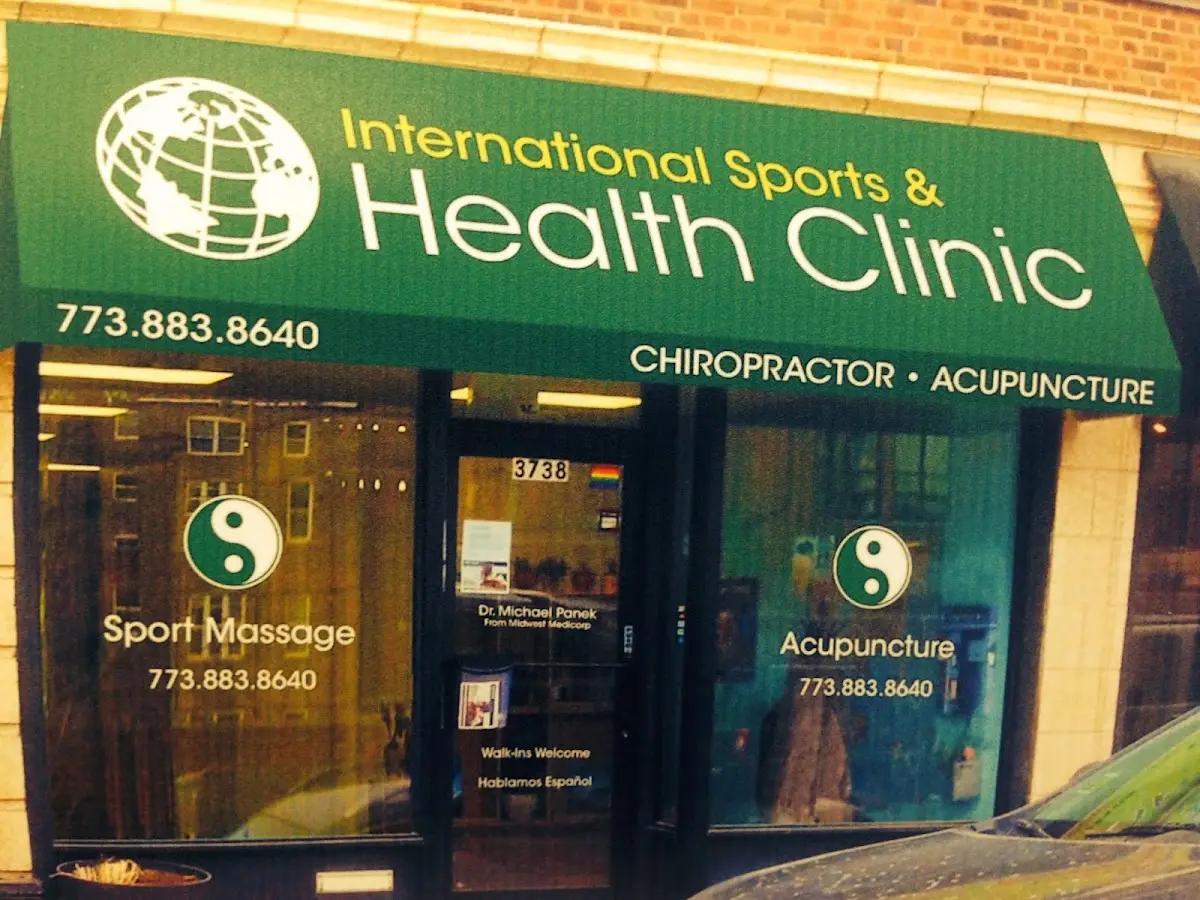 International Sports and Health Clinic — Massage Therapy in N Broadway, Chicago