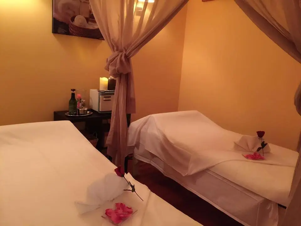 Massage House — Massage Therapy in N Clybourn Ave, Chicago