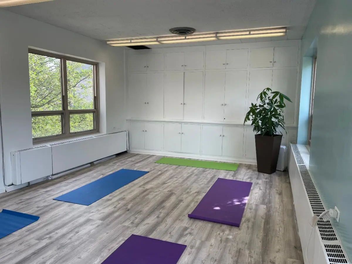 Mind Body Heart - Yoga & Wellness — Yoga, Tai Chi & Pilates in S Oakley Ave 2nd Floor, Chicago