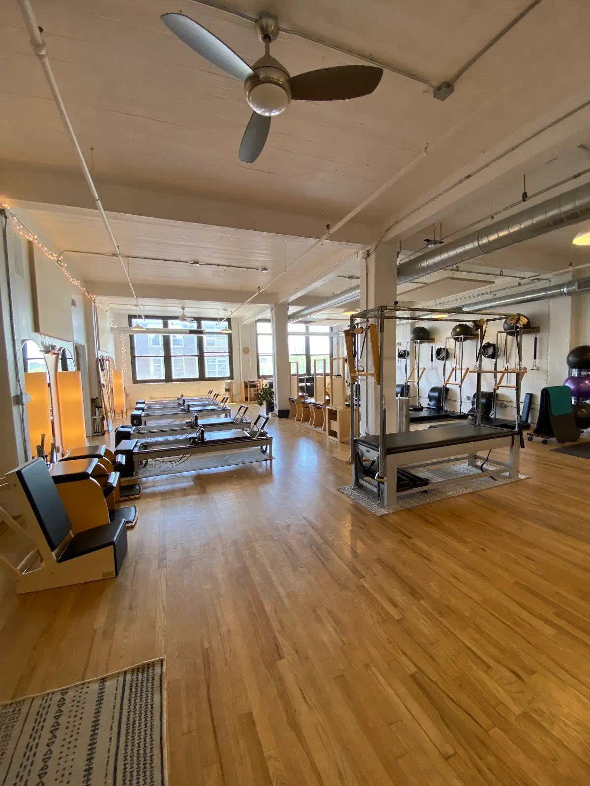Pilates Center of Chicago — Yoga, Tai Chi & Pilates in N Ravenswood Ave #404, Chicago