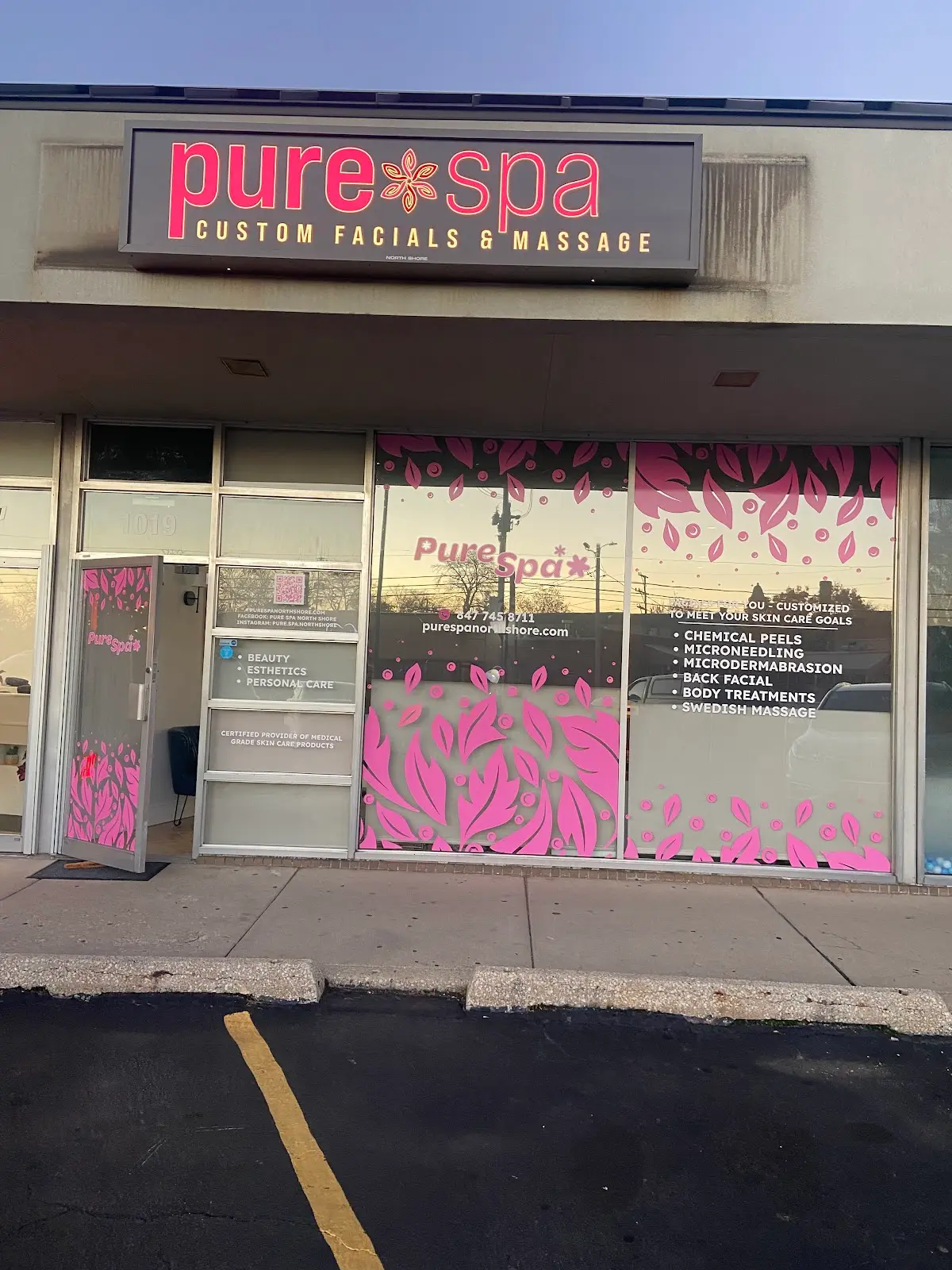 Pure Spa — Massage Therapy in N Northwest Hwy, Chicago