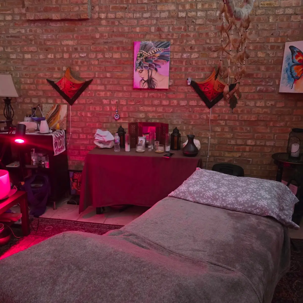Ravenous Life Healing Center by Dr. Marina Kostina — Reiki & Energy Medicine in W Lawrence Ave, Chicago