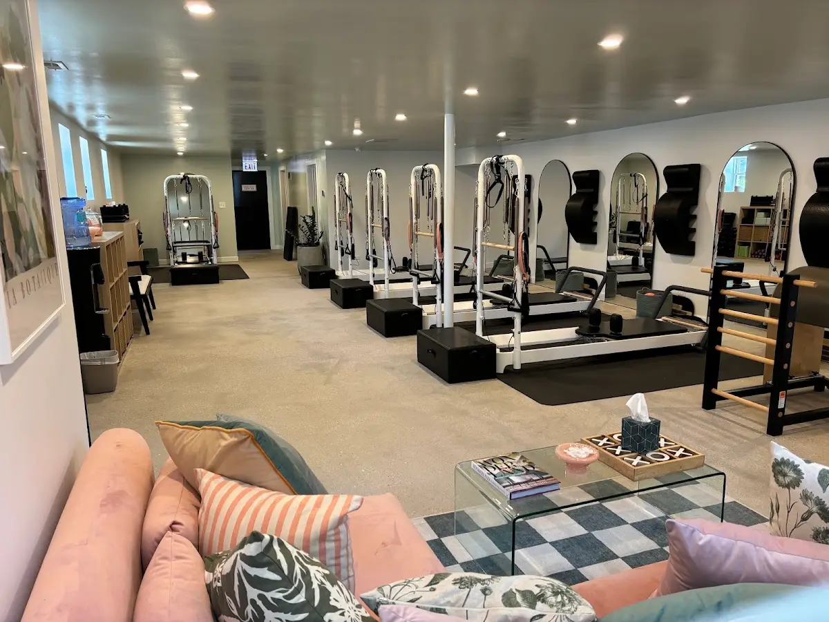 Resolve Pilates — Yoga, Tai Chi & Pilates in Lower Level, Chicago