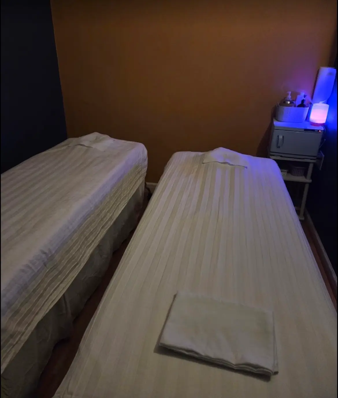 Serenity spa and massage — Massage Therapy in S Blackstone Ave, Chicago