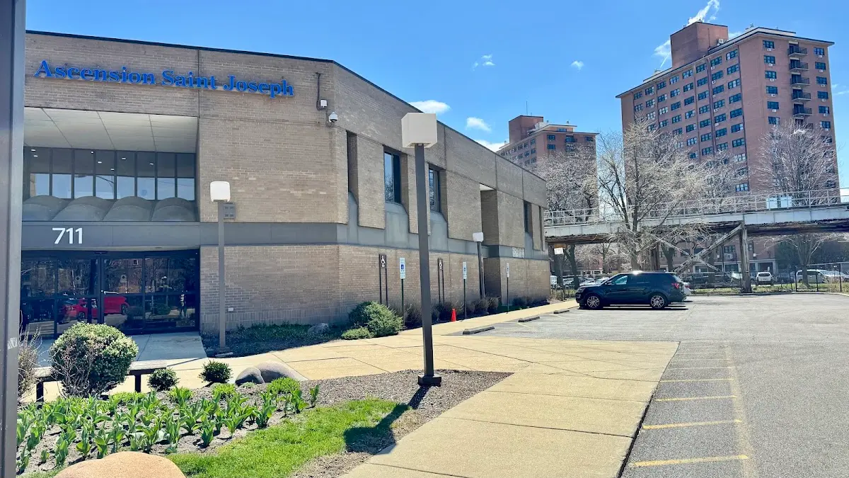 Sharma Psychology PLLC — Hypnotherapy & NLP in W North Ave, Chicago