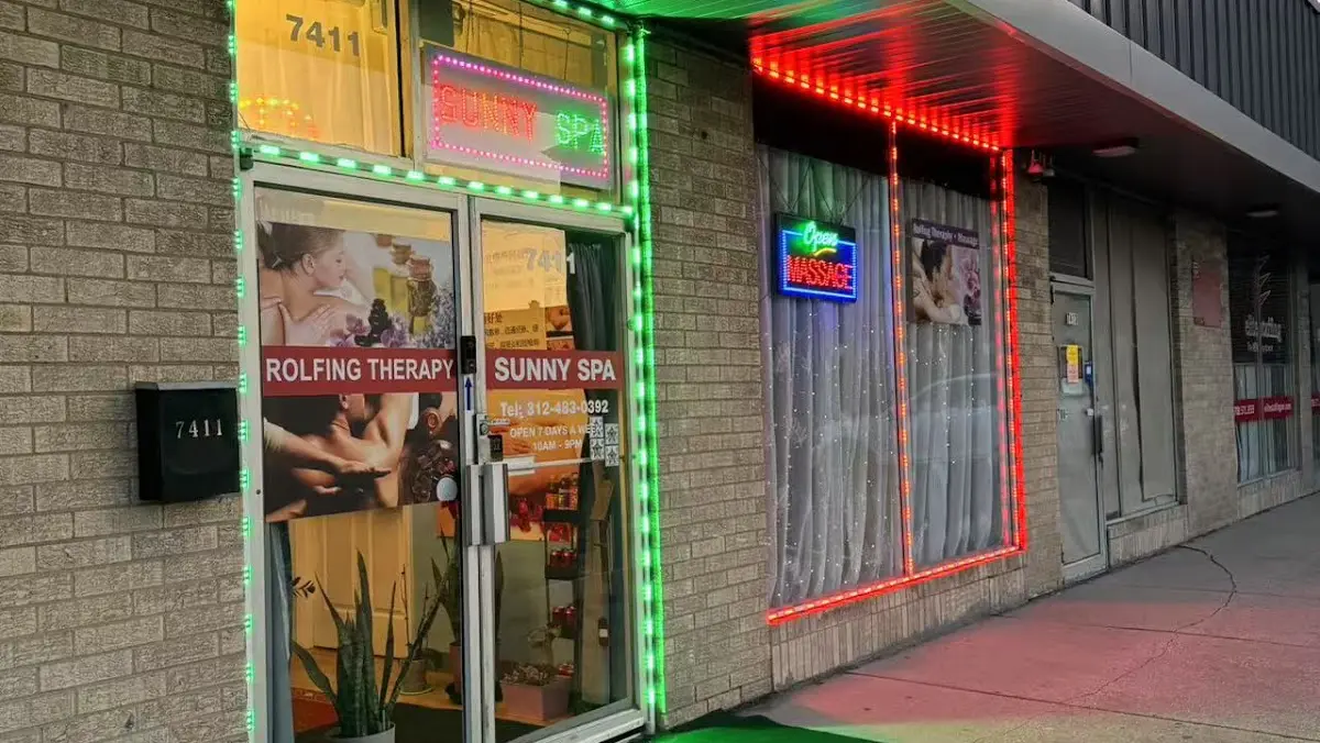 Sunny massage spa — Massage Therapy in W Archer Ave, Chicago