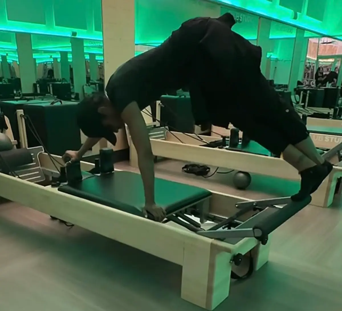 The Movement Studio Elevating Life — Yoga, Tai Chi & Pilates in | 2nd floor @ the Enclave, Chicago