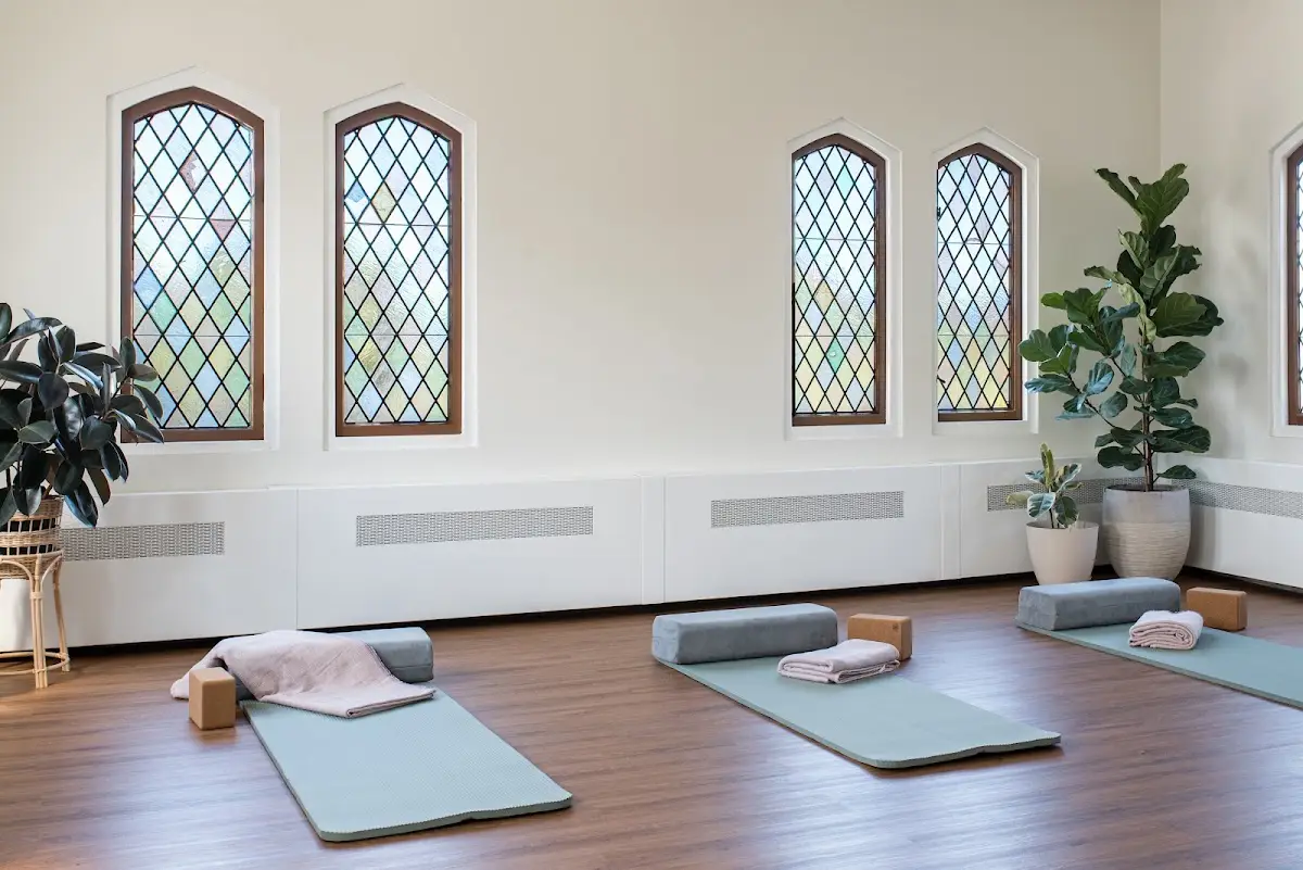 The Studio Beverly — Yoga, Tai Chi & Pilates in W 103rd St Ste 207, Chicago