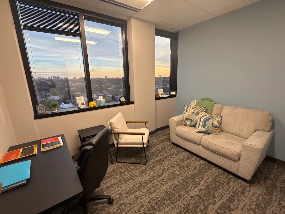 Tides Mental Health — Psychotherapy in N Halsted St, Chicago