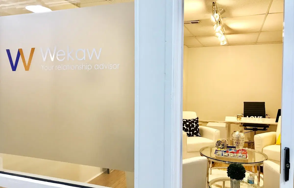 Wekaw - Dating and Relationship Coaching — Counsellors & Mentors in W Washington St, Chicago