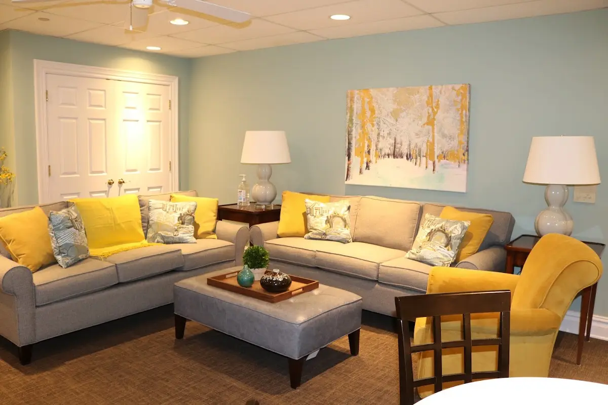 Wellness House — Yoga, Tai Chi & Pilates in N County Line Rd, Chicago