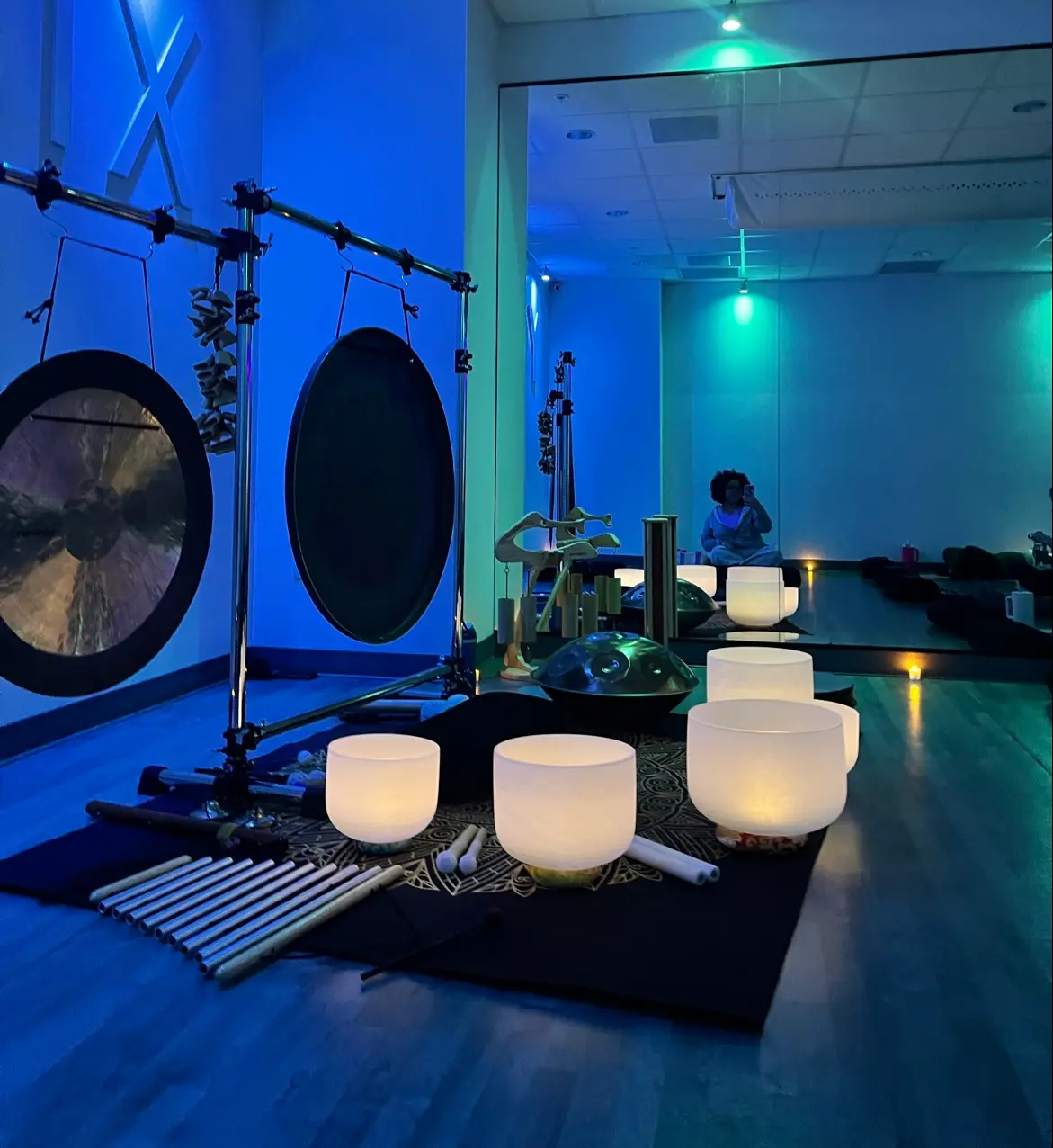 YogaSix Oak Park — Yoga, Tai Chi & Pilates in Lake St Ste B, Chicago