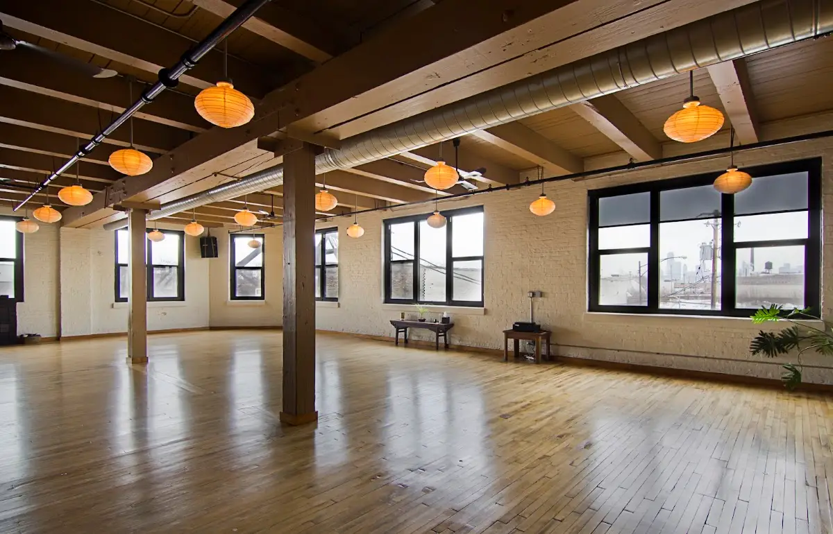 yogaview Chicago — Yoga, Tai Chi & Pilates in N Elston Ave #200, Chicago