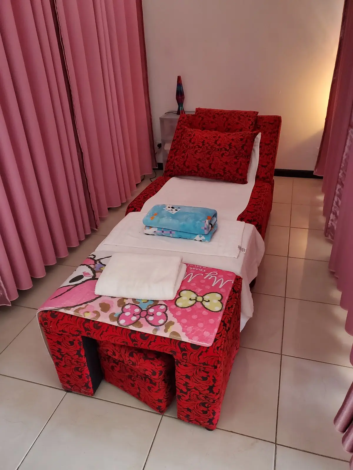 Yuanyuan Spa — Massage Therapy in S Wentworth Ave, Chicago
