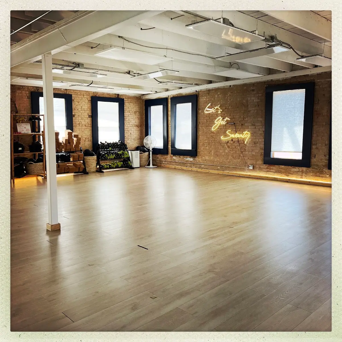 Align Studio Dallas — Yoga, Tai Chi & Pilates in Greenville Ave, Dallas