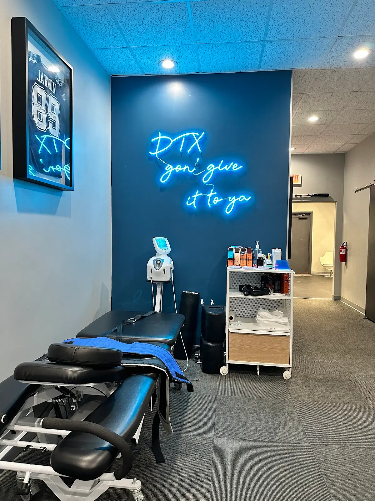 DTX Sports Medicine — Chiropractic in Inwood Rd, Dallas