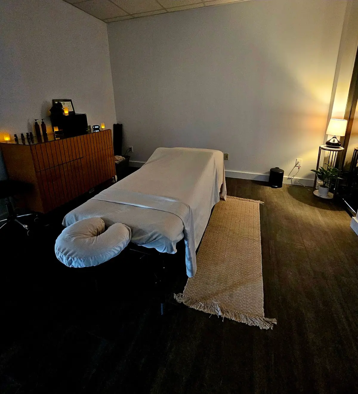MAECHI Co. Massage — Massage Therapy in Lyndon B Johnson Fwy Unit 103, Dallas
