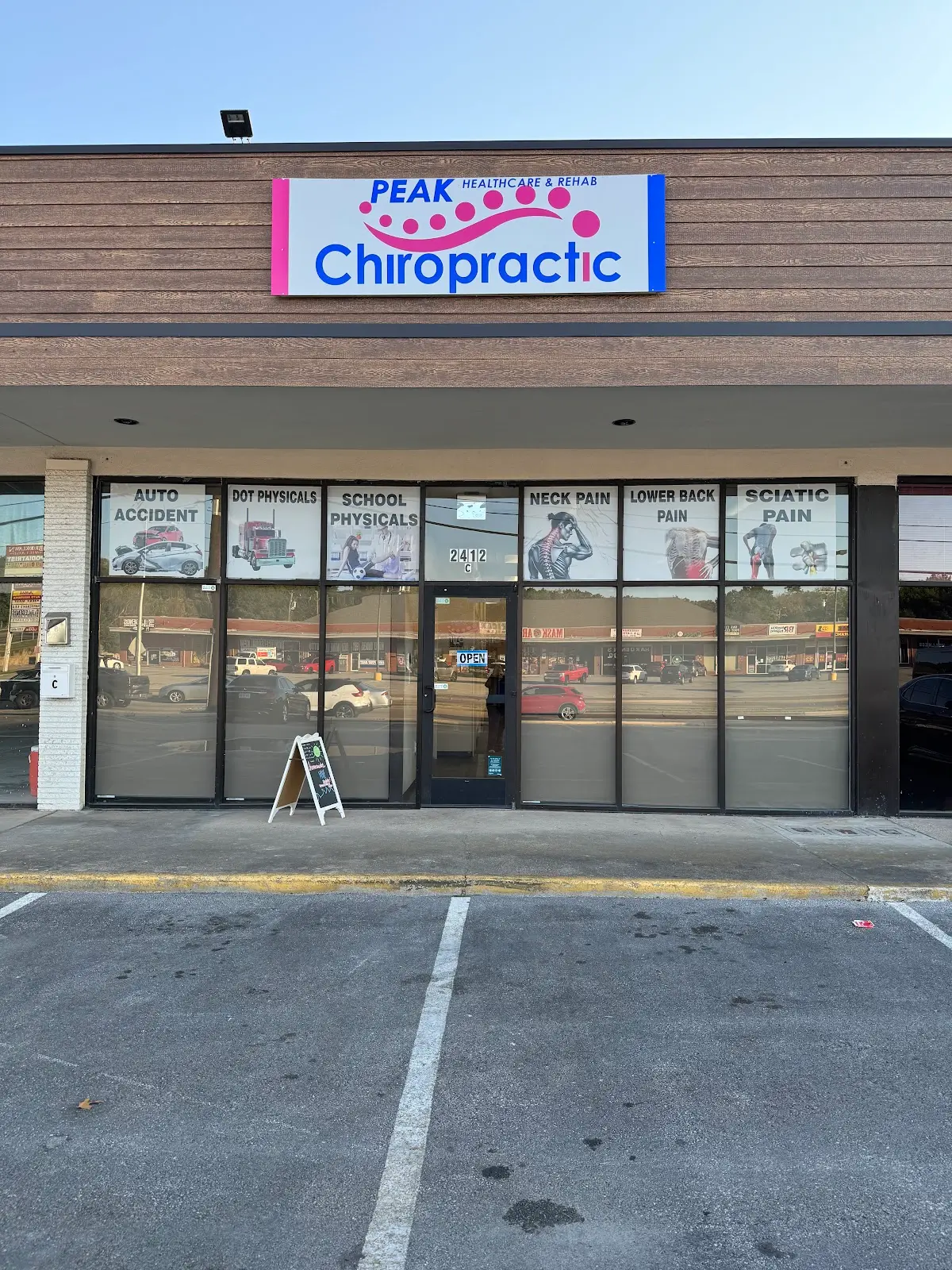 Peak Healthcare and Rehab Chiropractic — Chiropractic in W Kiest Blvd, Dallas