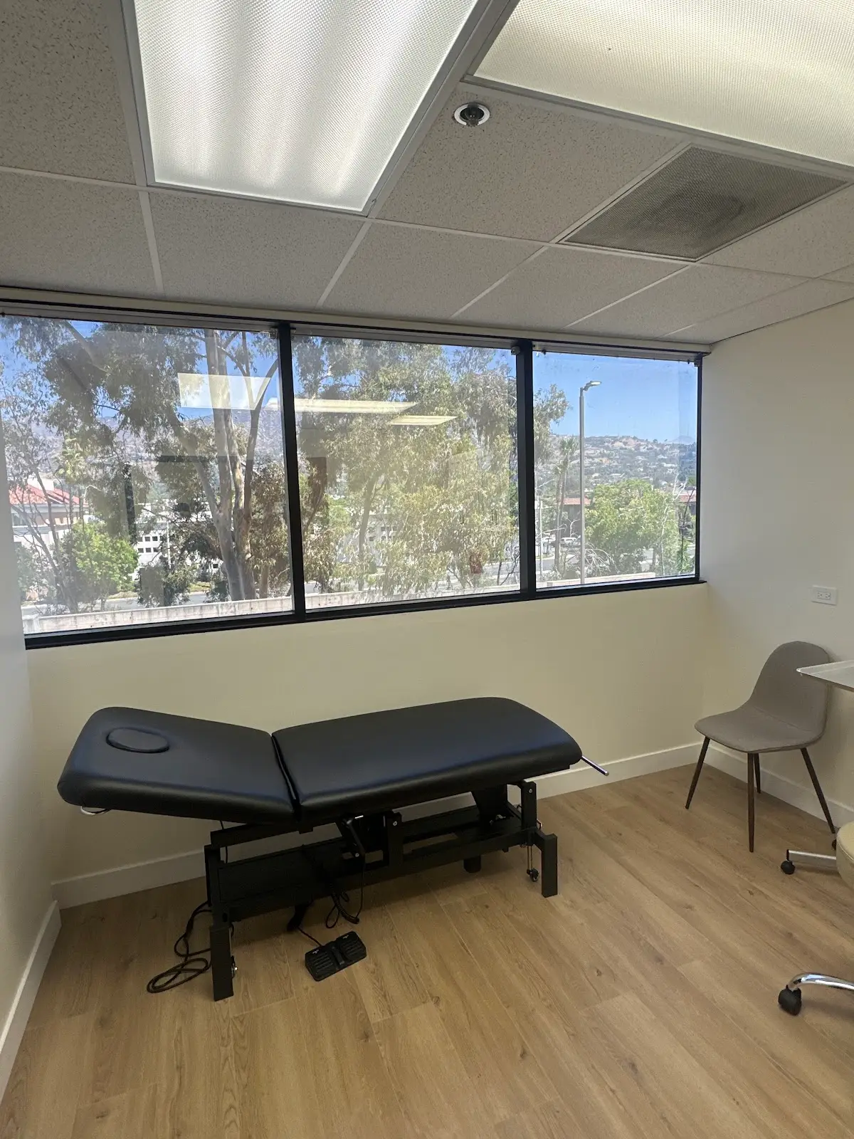 Active Sports Medicine Clinic — Physical & Rehabilitation Therapy in Glendale, Los Angeles