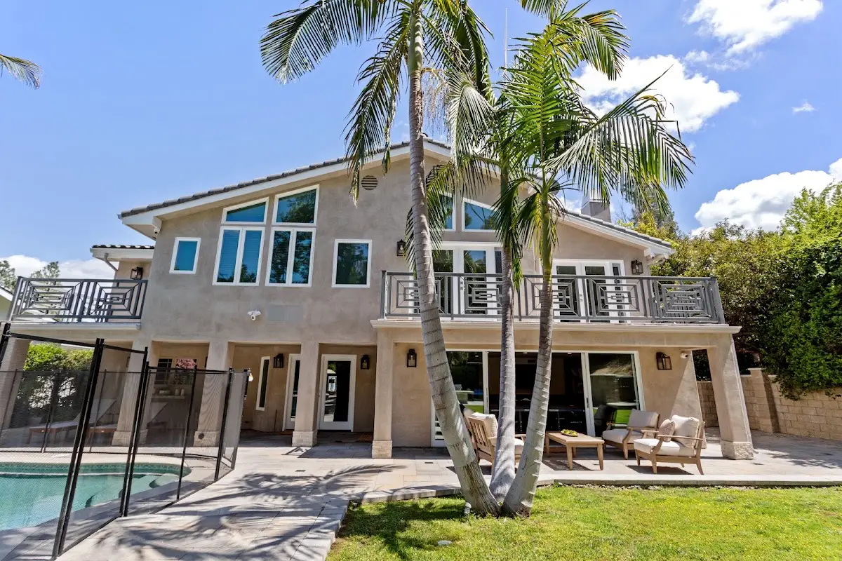 Autumn Hills Behavioral Health — Psychotherapy in Tarzana, Los Angeles