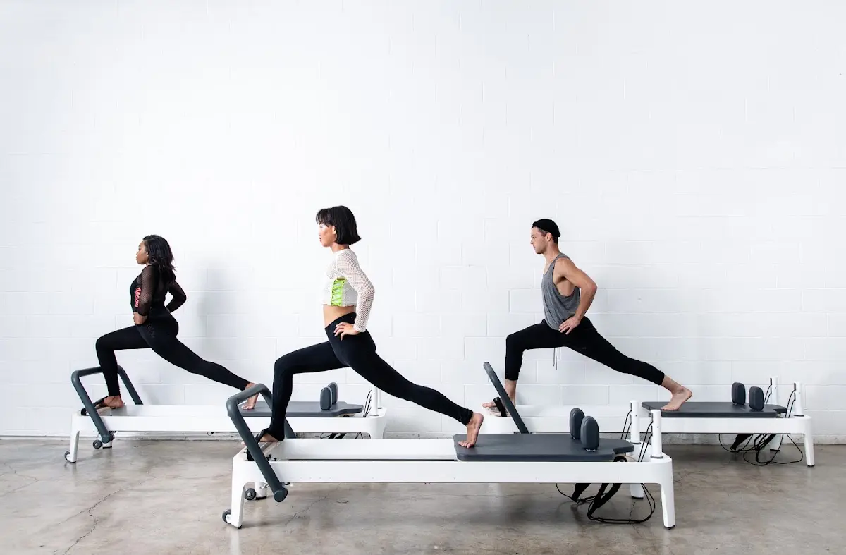 AVENIR-LA (SILVERLAKE) — Yoga, Tai Chi & Pilates in Fountain Ave, Los Angeles