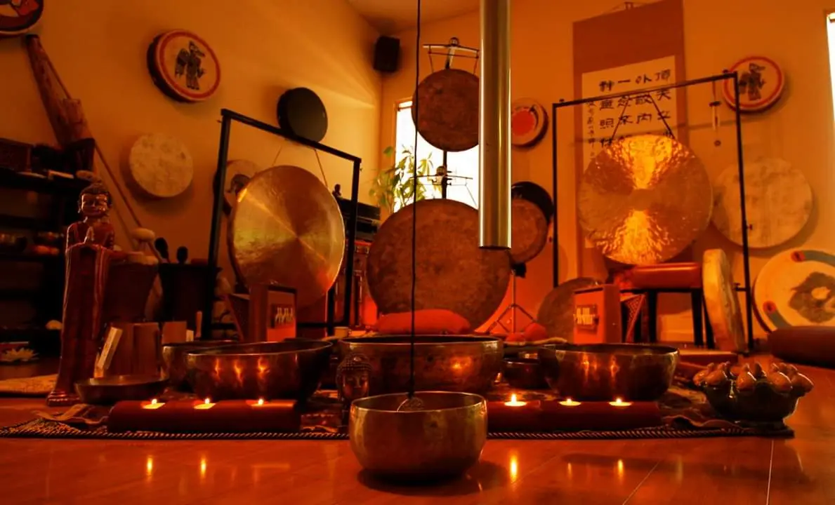 Be the Change Energy Center — Yoga, Tai Chi & Pilates in Clarendon St #211, Los Angeles