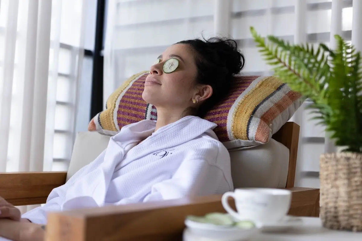 Burke Williams Day Spa — Massage Therapy in Pacific Coast Hwy, Los Angeles