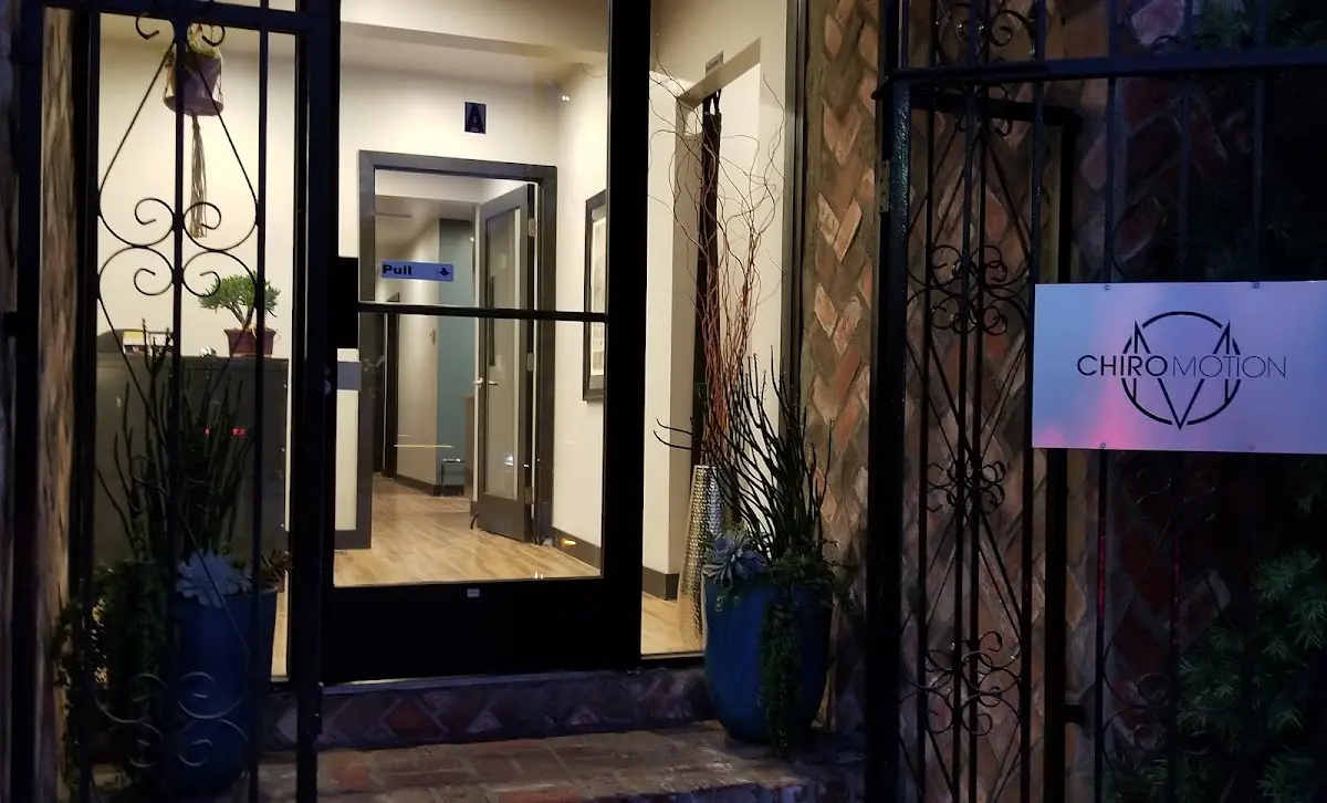 Chiromotion — Massage Therapy in Highland Ave A, Los Angeles