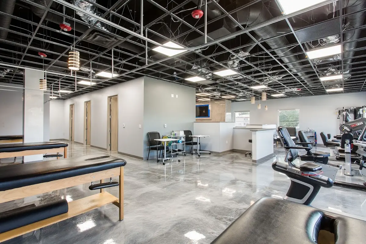 Dynamic Physical Therapy — Physical & Rehabilitation Therapy in Van Nuys, Los Angeles