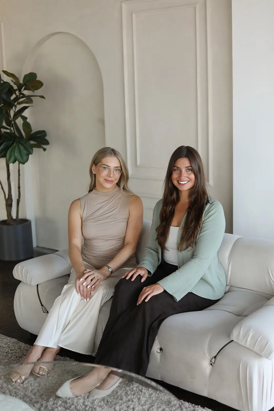 Elevé Therapy & Co — Psychotherapy in Sherman Oaks, Los Angeles