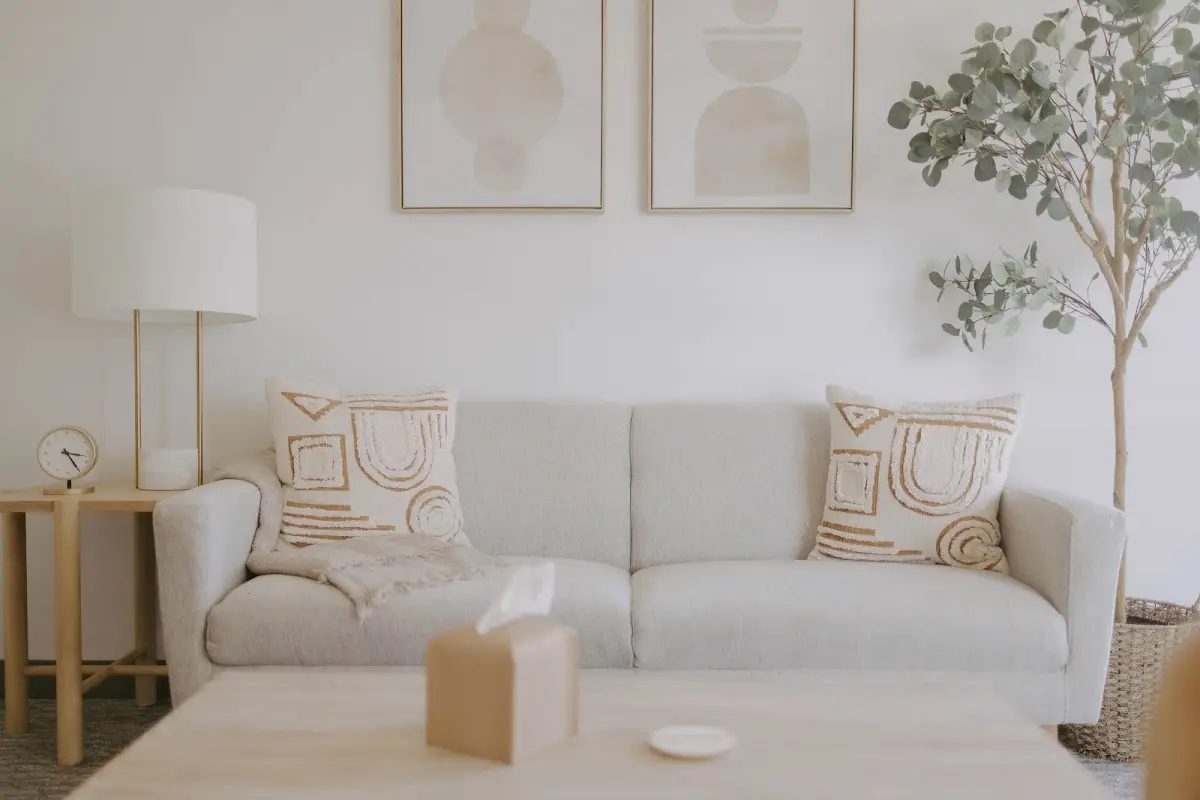 Gayane Aramyan, LMFT - Sherman Oaks Couples Therapist & Postpartum Therapist — Psychotherapy in Sherman Oaks, Los Angeles