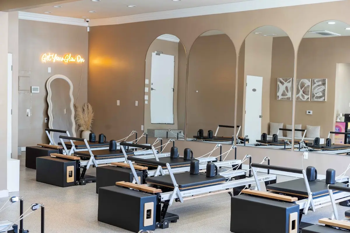 Glow Pilates — Yoga, Tai Chi & Pilates in Melrose Ave, Los Angeles