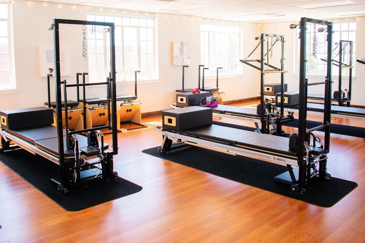 Gold Line Pilates Pasadena — Yoga, Tai Chi & Pilates in S Arroyo Pkwy, Los Angeles