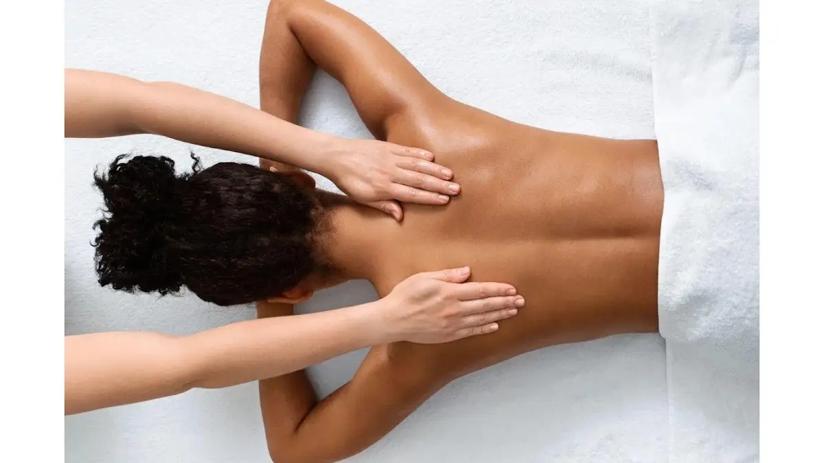 Healing Hands Wellness Center — Massage Therapy in N Larchmont Blvd, Los Angeles