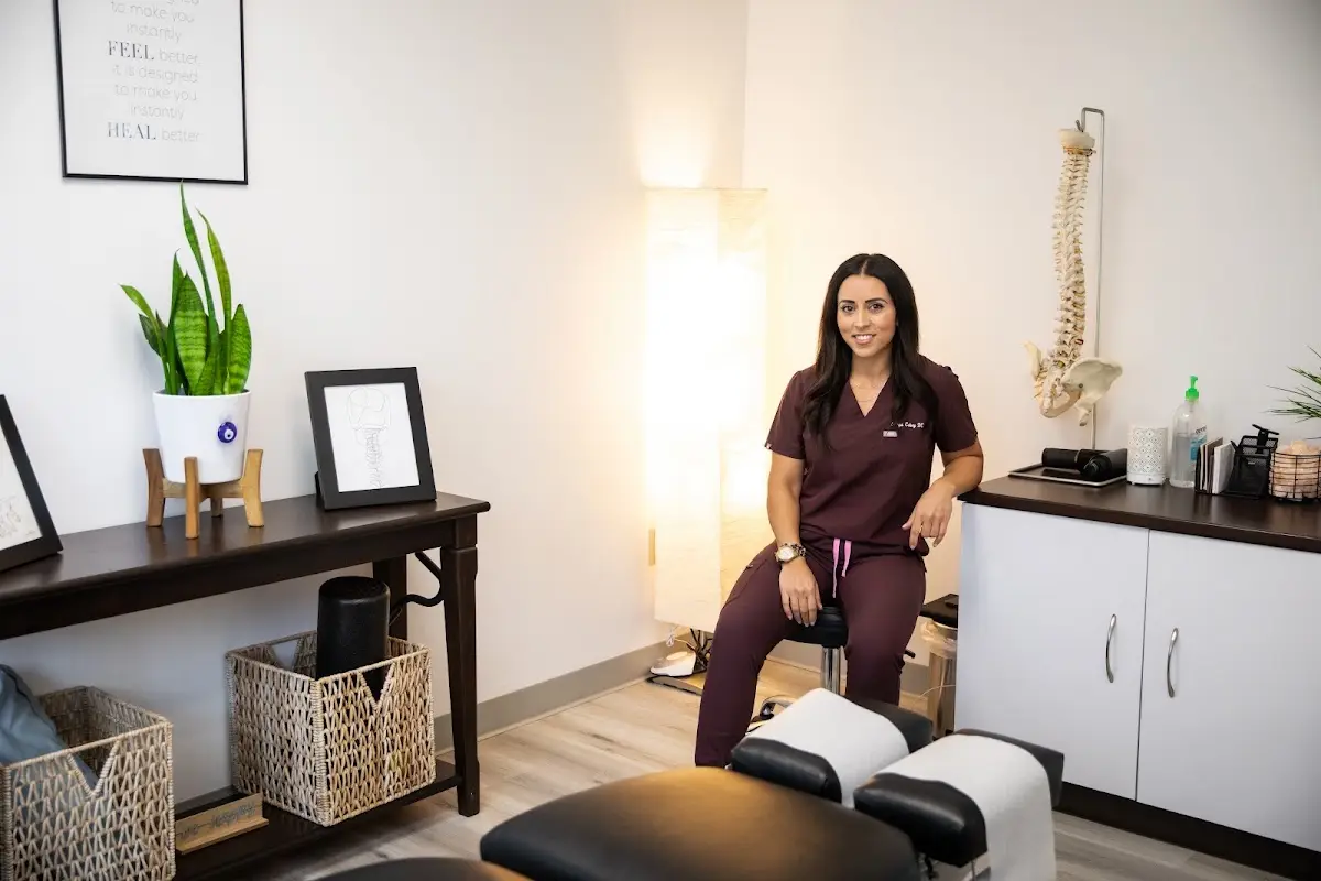 Health & Human Performance | Chiropractor Woodland Hills — Yoga, Tai Chi & Pilates in Ventura Blvd #240, Los Angeles