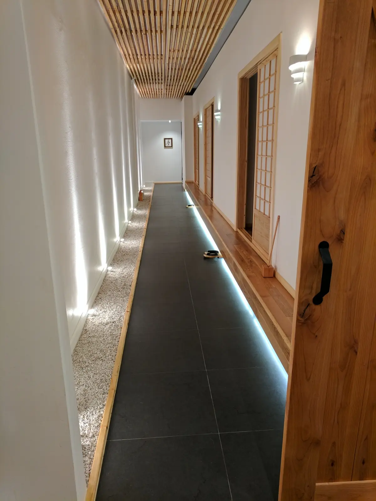 Hideko Spa — Massage Therapy in Wilshire Blvd, Los Angeles