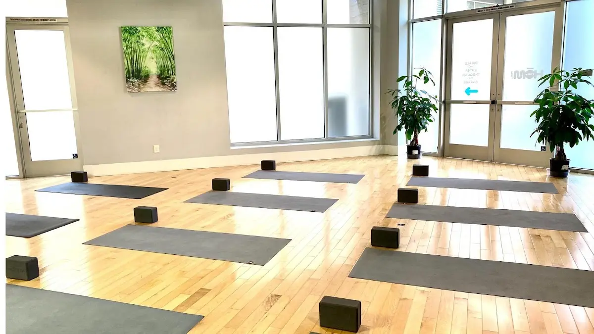 HOMTOWN Yoga — Yoga, Tai Chi & Pilates in Center Dr, Los Angeles