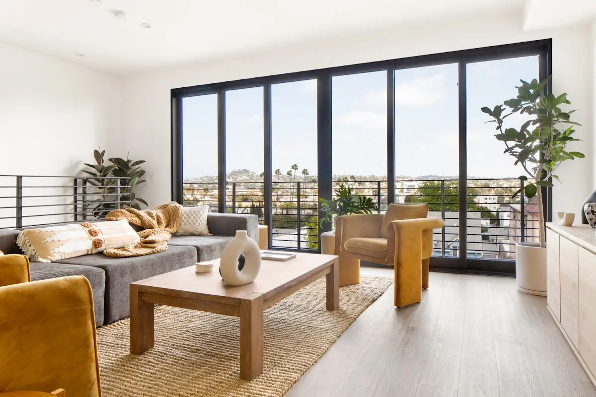 Invigorate Behavioral Health — Psychotherapy in N Mariposa Ave, Los Angeles